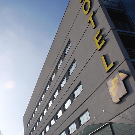 Hotel Capital Rovigo Exterior photo