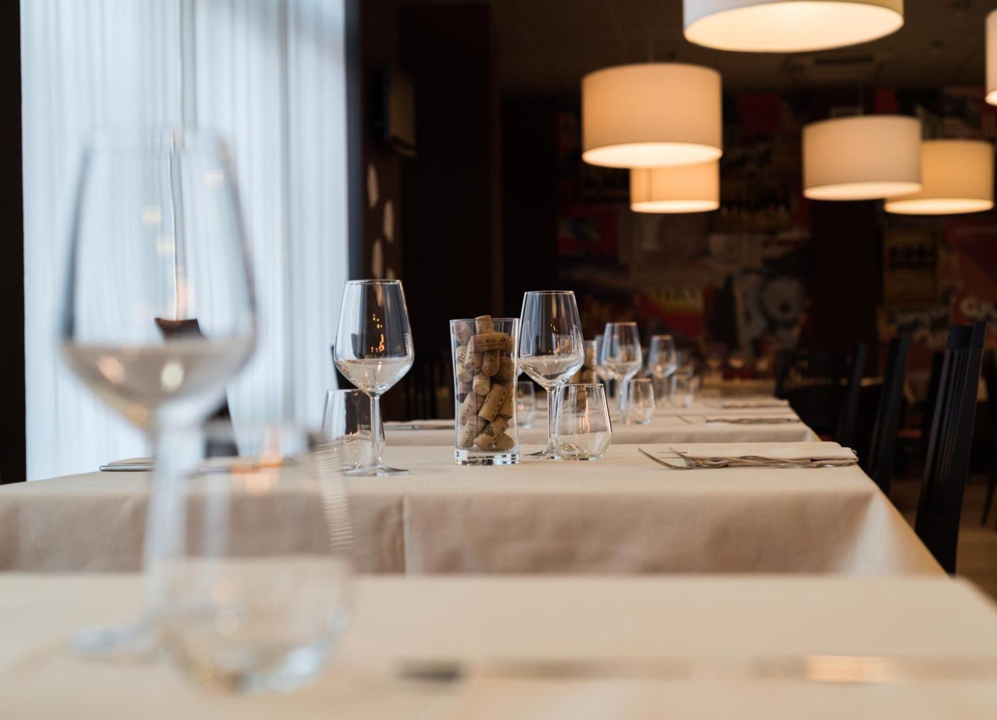 Hotel Capital Rovigo Exterior photo