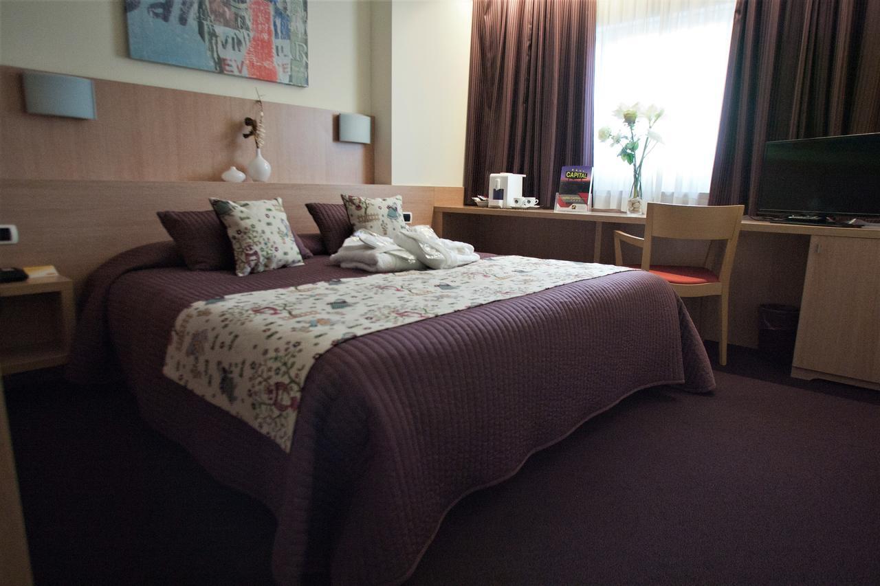 Hotel Capital Rovigo Exterior photo